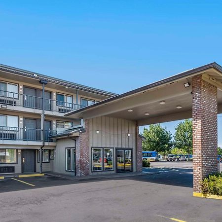 Econo Lodge Portland Airport Zewnętrze zdjęcie