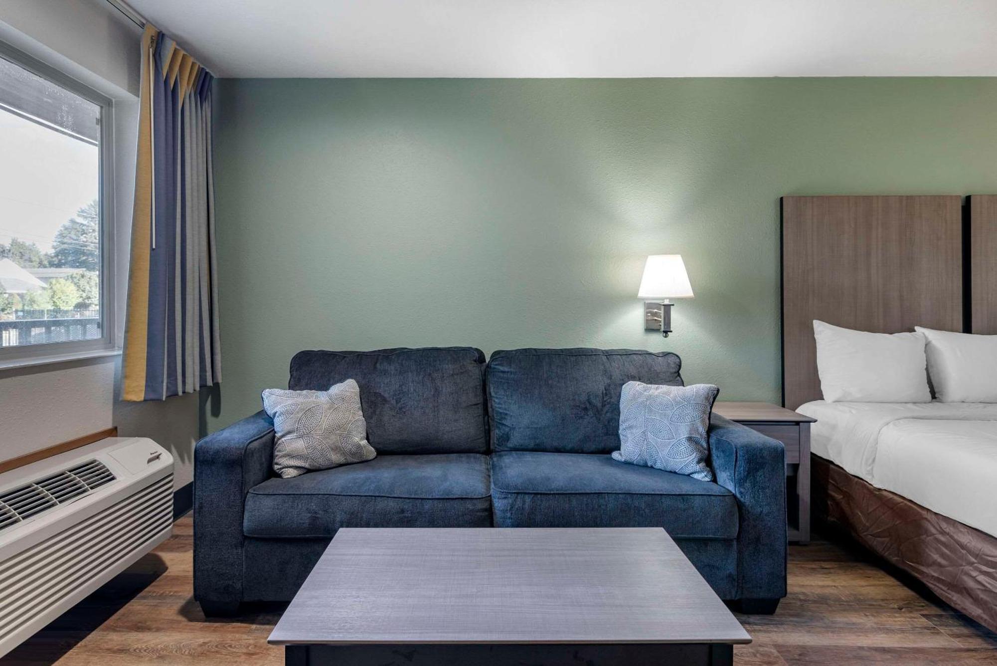 Econo Lodge Portland Airport Zewnętrze zdjęcie