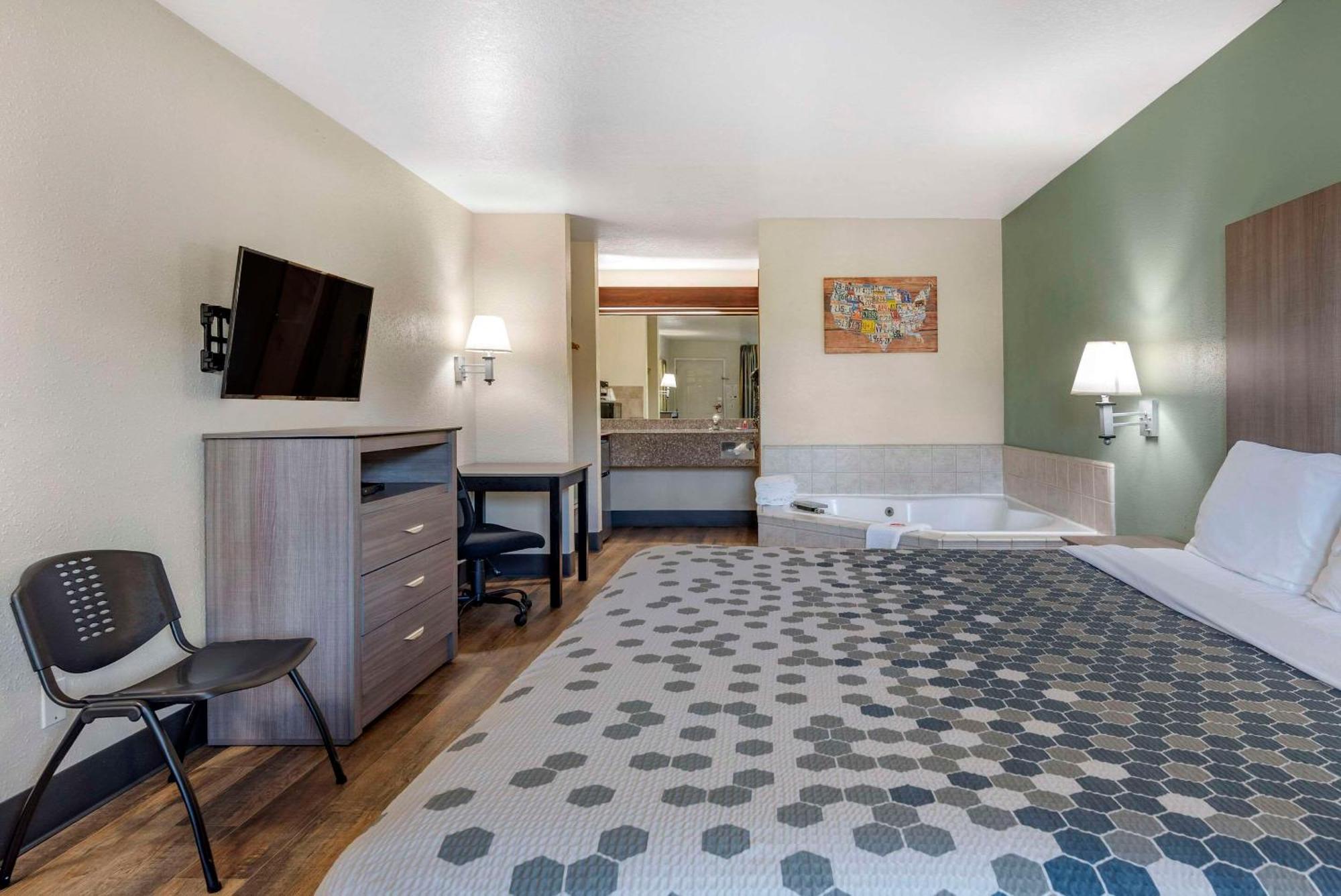 Econo Lodge Portland Airport Zewnętrze zdjęcie